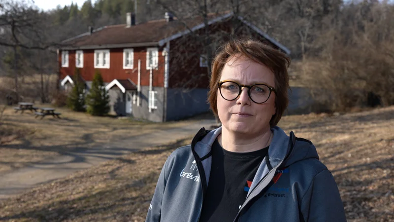 Ukrainska flyktingar har anlänt till Breviks lägergård – många oroliga och ledsna